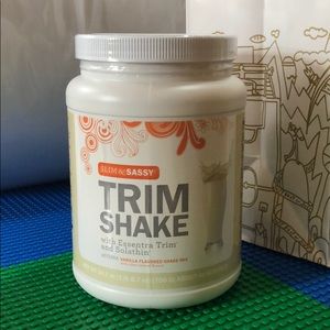 Unopened BRAND NEW dōTERRA trim shake.